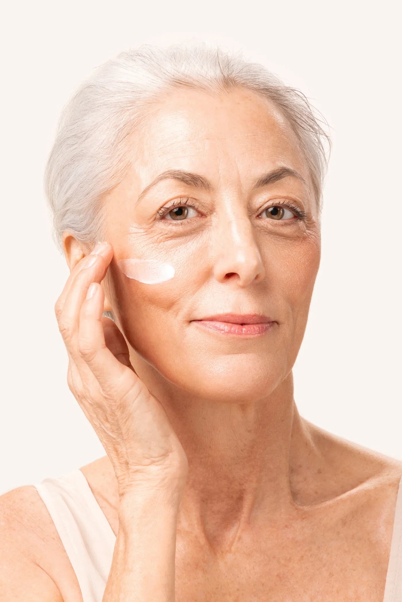 Solutions to reduce the appearance of wrinkles