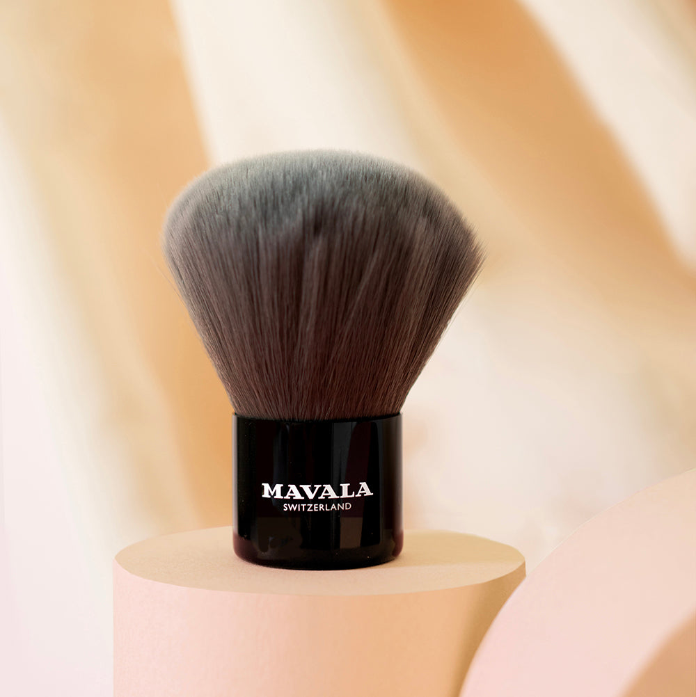 Kabuki Brush